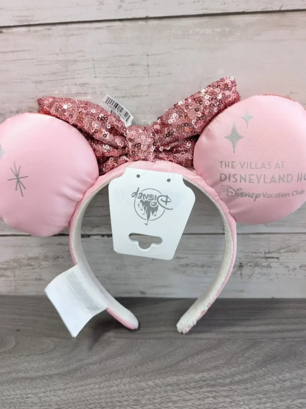 Disney Vacation Club The Villas at Disneyland Hotel Minnie Mouse Ears